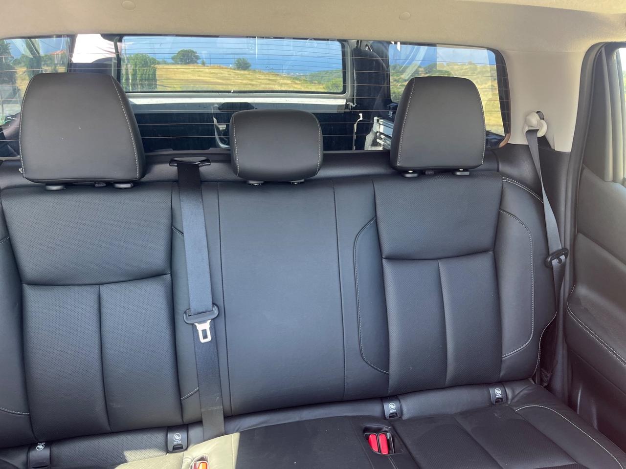 Nissan Navara 2.5 dCi 190CV 4 porte Double Cab LE
