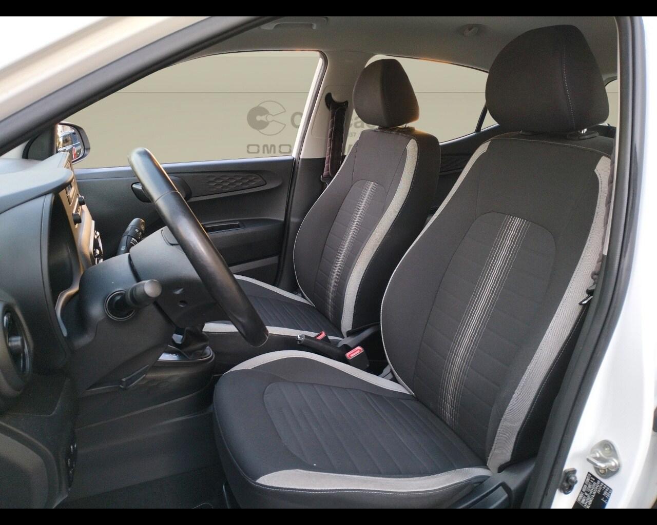 HYUNDAI i10 3ª serie i10 1.0 MPI AT Tech
