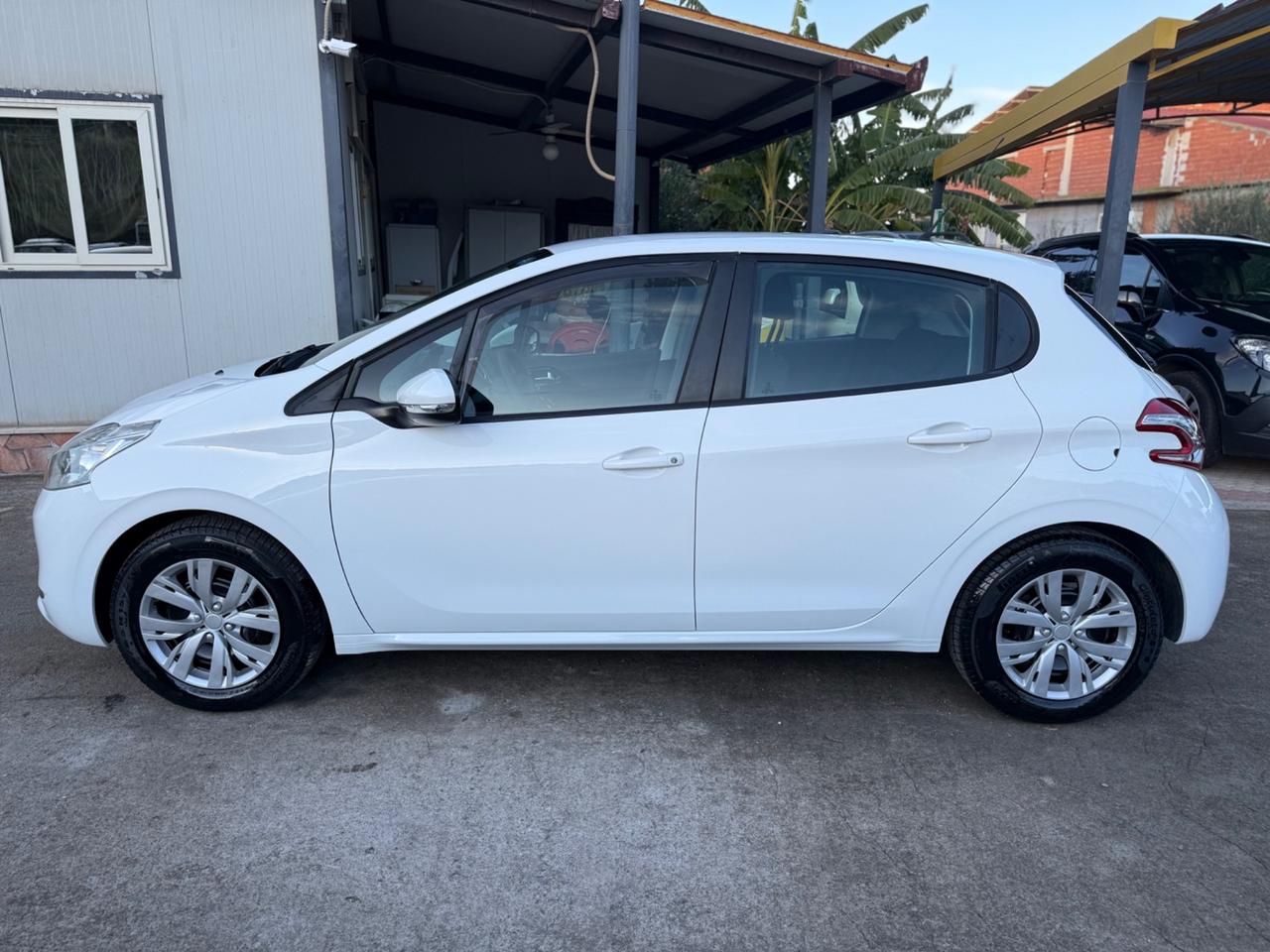 Peugeot 208 1.2 Benzina 82 cv 5 porte Km Certificati