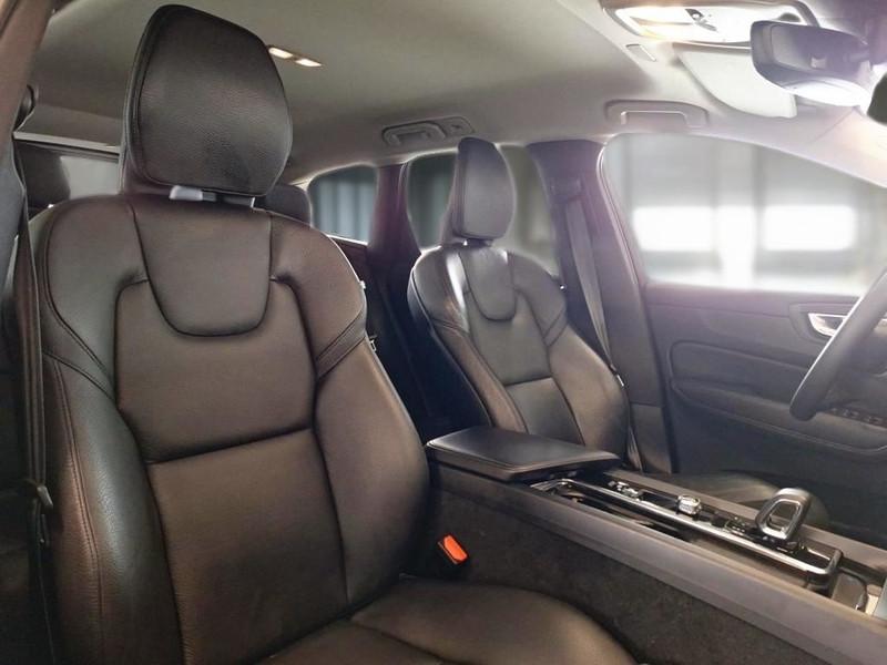 VOLVO XC60 B4 D AUTOMATICO PLUS BRIGHT SUV