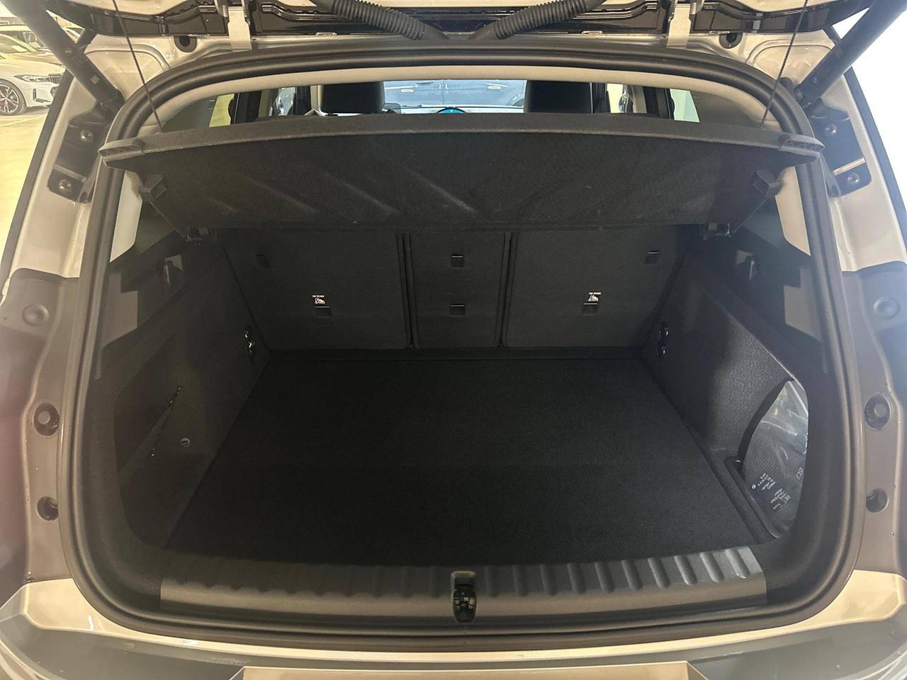 MINI Countryman D 48V "Pacchetto M" Classic