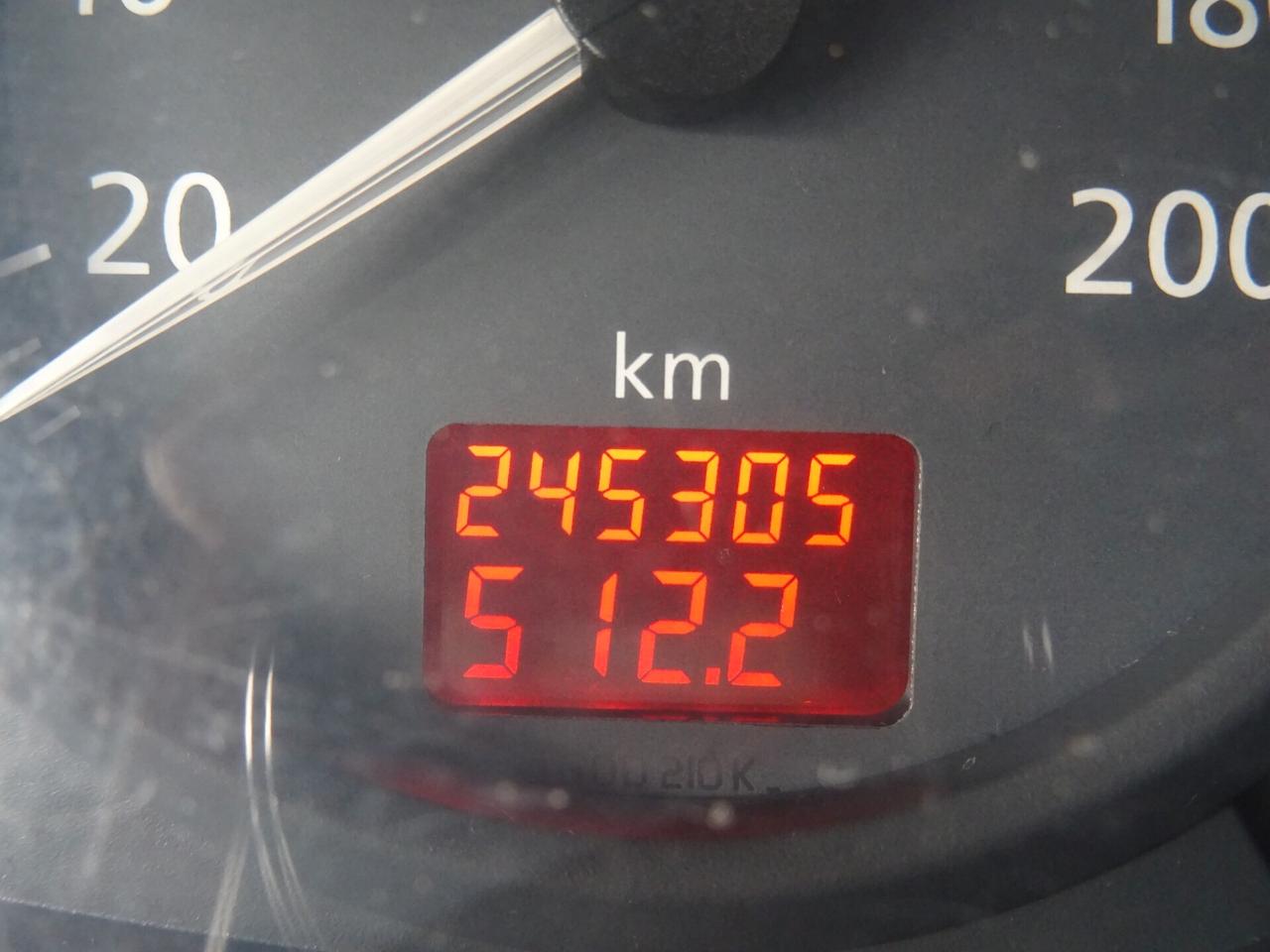 Nissan Primastar 1.9 dCi/100 GANCIO DI TRAINO
