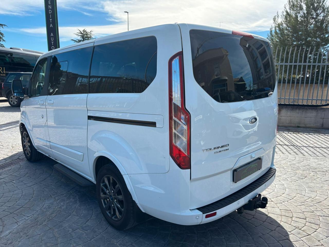FORD TOURNEO CUSTOM 2.0d 185CV TITANIUM X