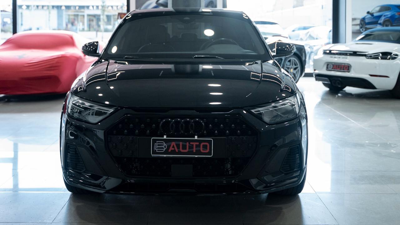 Audi A1 CITYCARVER 30 1.0 TFSI S TRONIC SPORT BLACK EDITIO