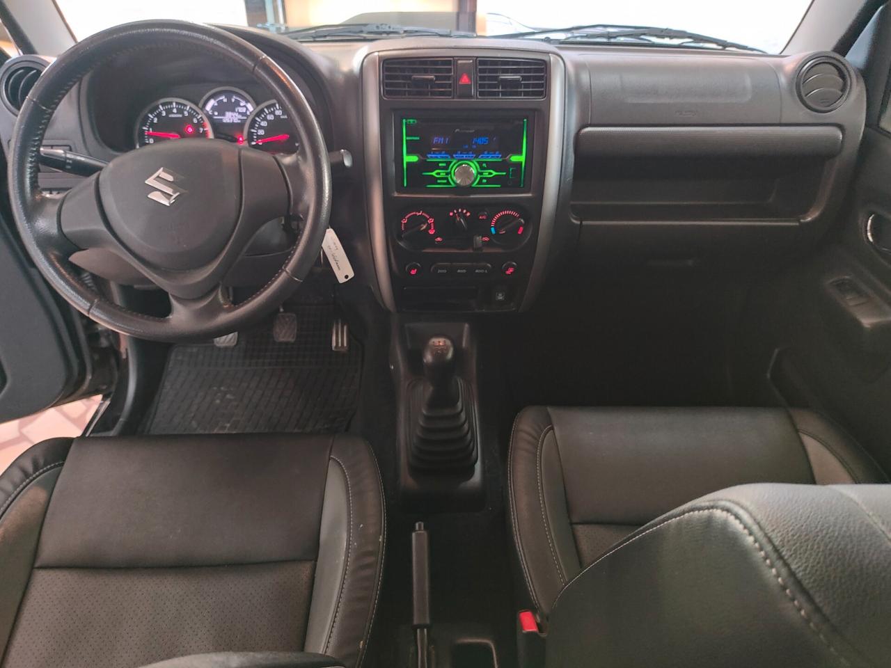 Suzuki Jimny 1.3 Benz .4WD
