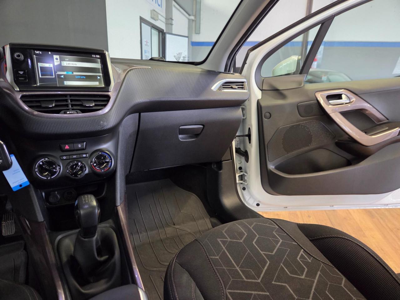 Peugeot 2008 2008 1.2 puretech (vti) 12v Allure 82cv X COMMERCIANTE