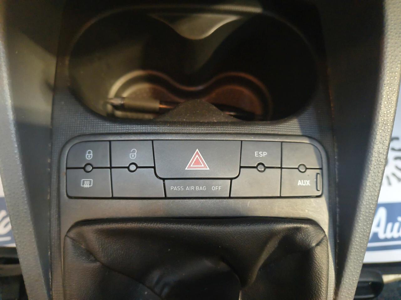 Seat Ibiza 1.2 5p. Style solo 99.000 km