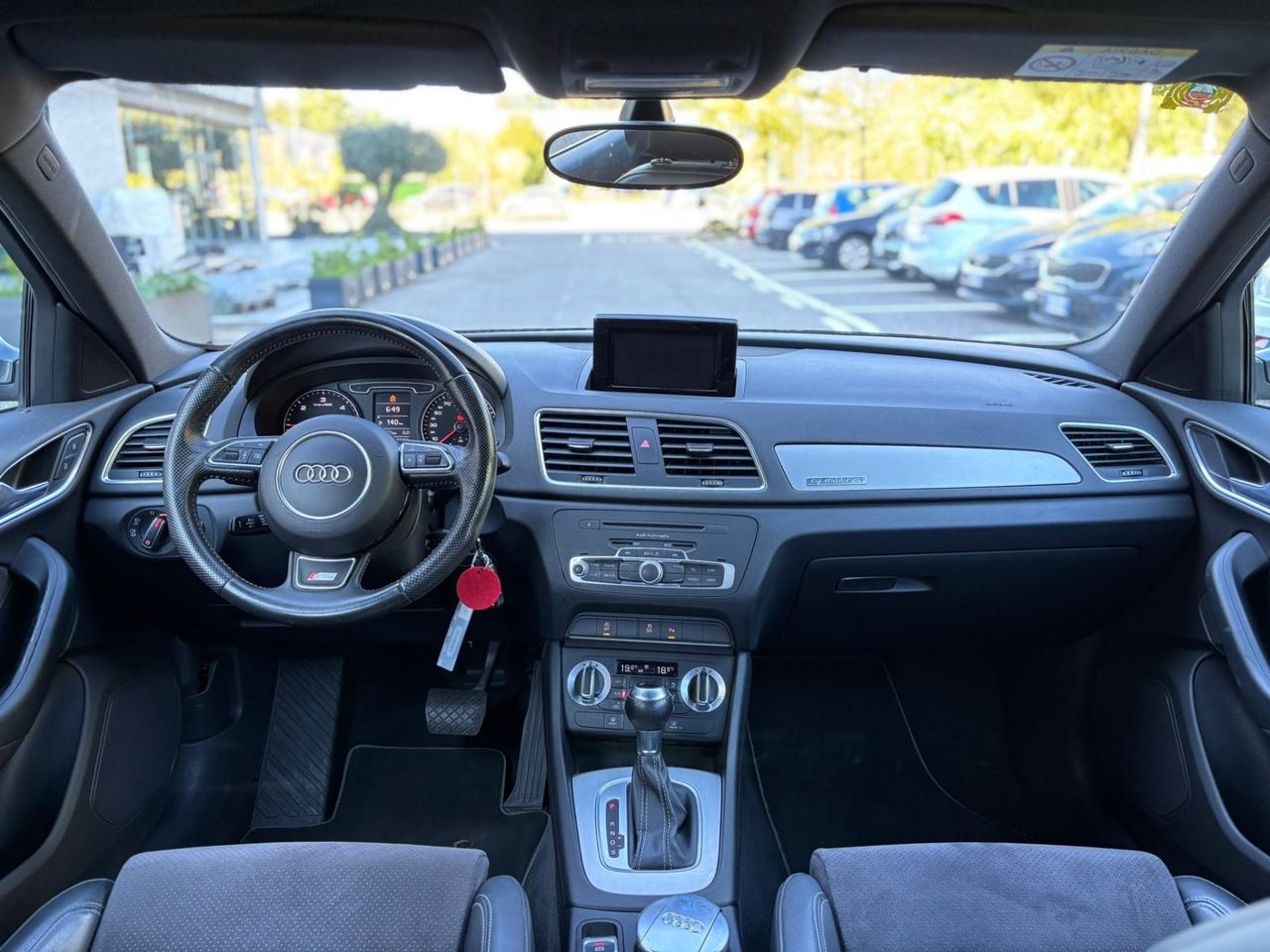 Audi Q3 2.0 TDI quattro S-Line *AUTO*