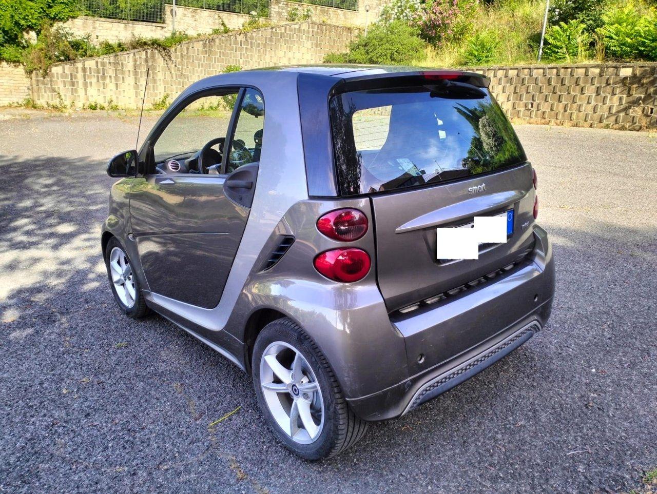Smart fortwo coupe Fortwo 1.0 mhd Pelle-Servo 71cv FL