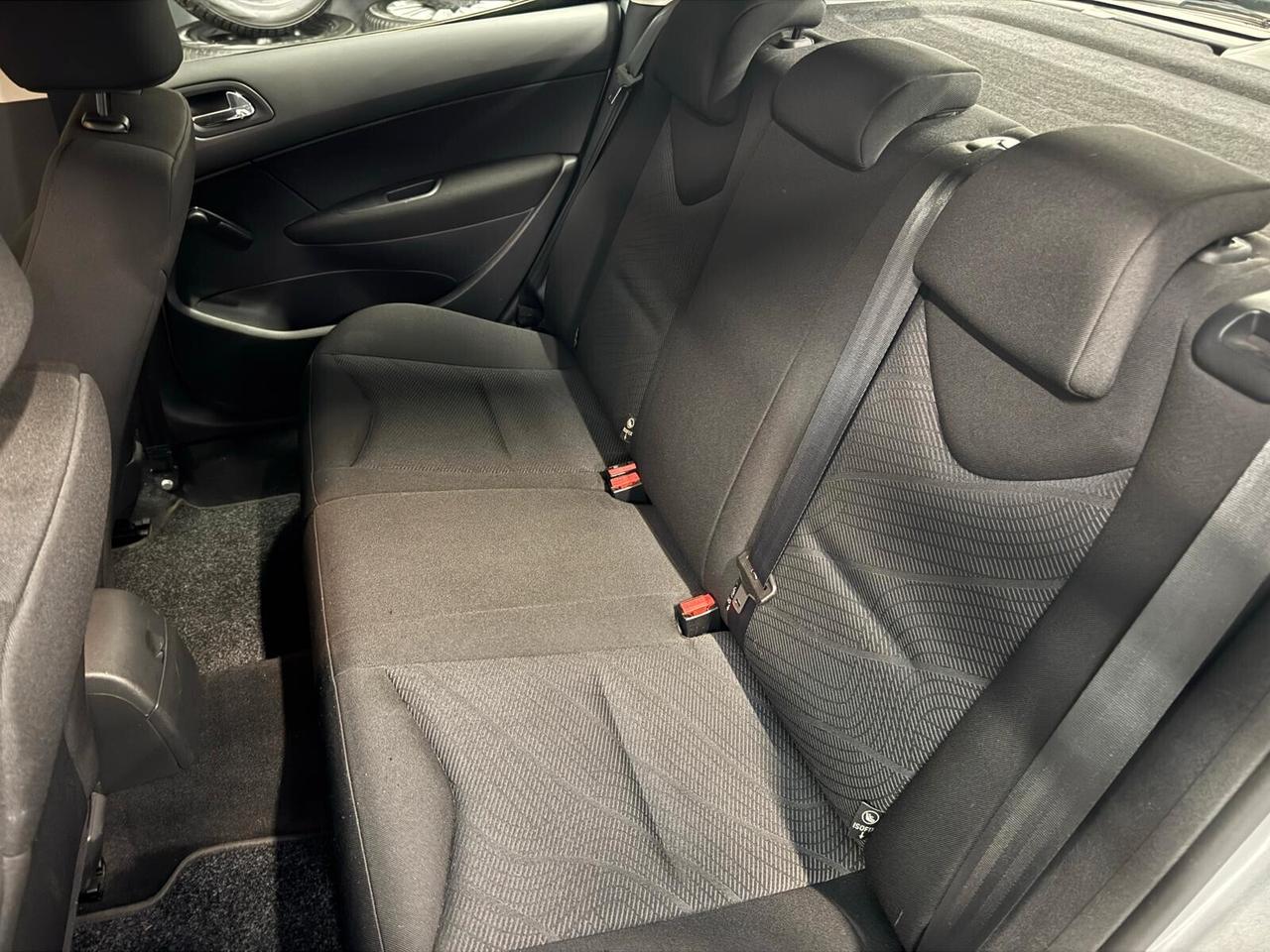 Peugeot 308 1.4 VTi 98CV 5p. Premium