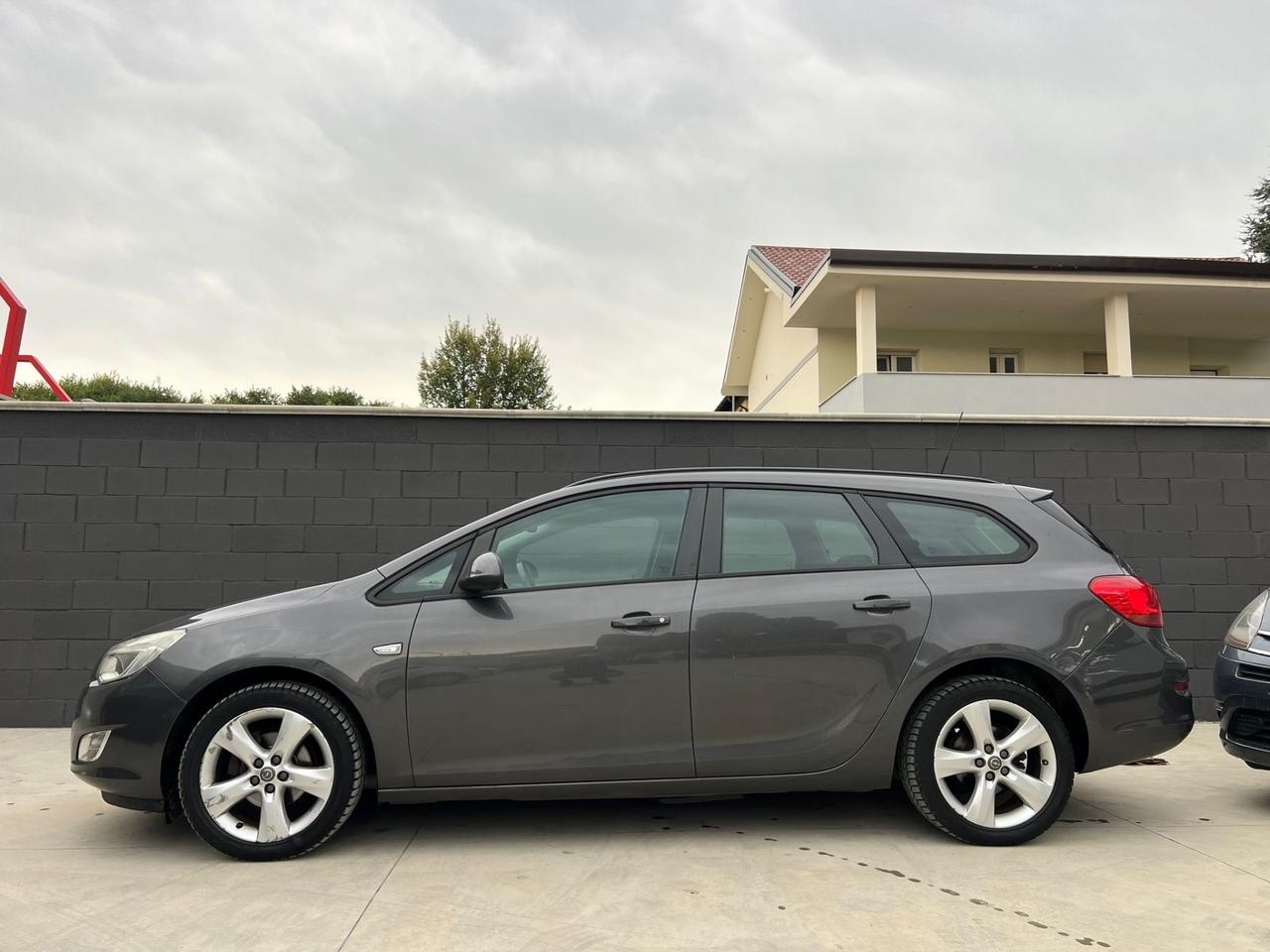 Opel Astra 1.4 100CV Sports Tourer Elective