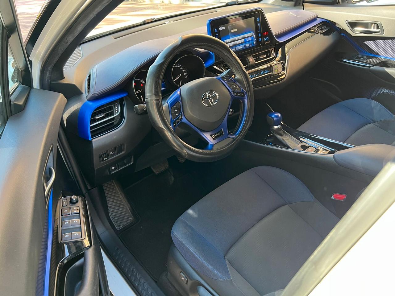 Toyota C-HR 1.8 Hybrid E-CVT Style