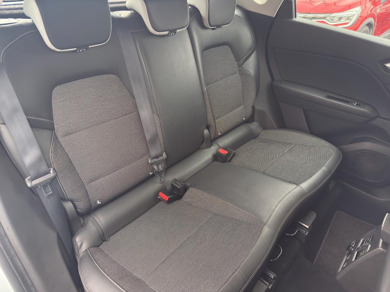 Renault Captur Blue dCi 95 CV Intens