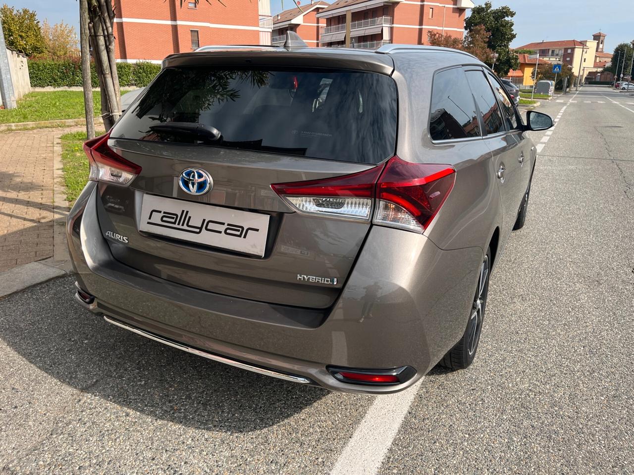 Toyota Auris Touring Sports 1.8 Hybrid - 32.000 km