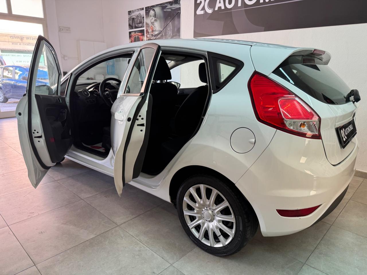 Ford Fiesta 1.5 TDCi 75CV 5 porte /2015