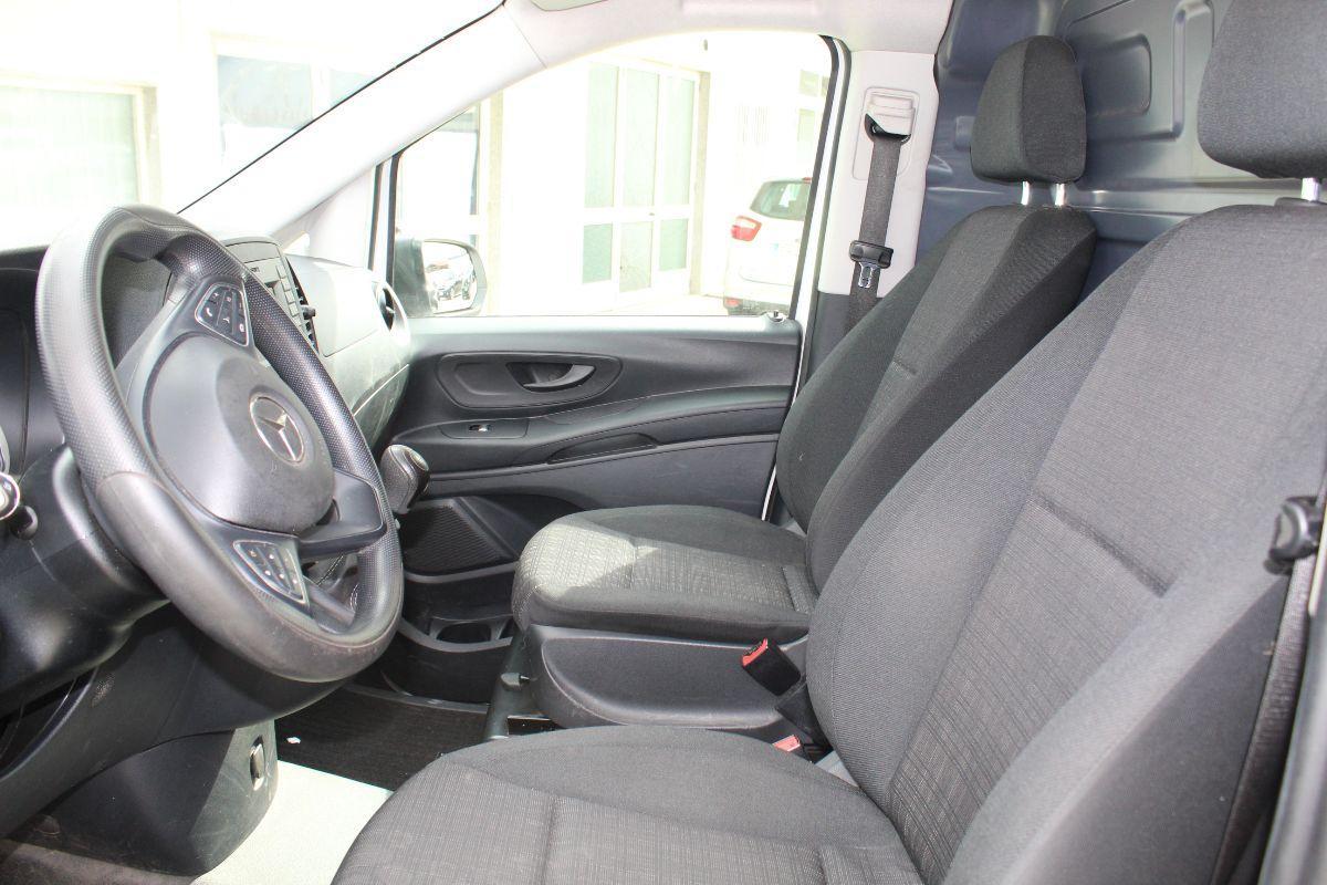 MERCEDES-BENZ Vito 110 CDI
