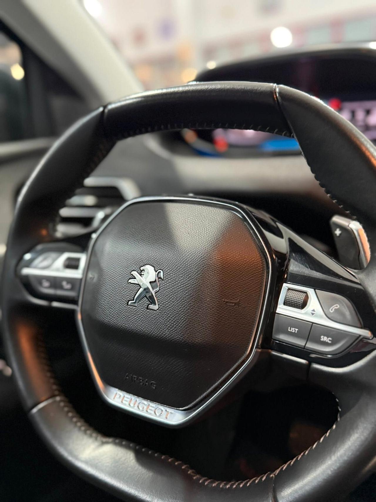 Peugeot 3008 Allure 1.5 BlueHDI 130cv 2021