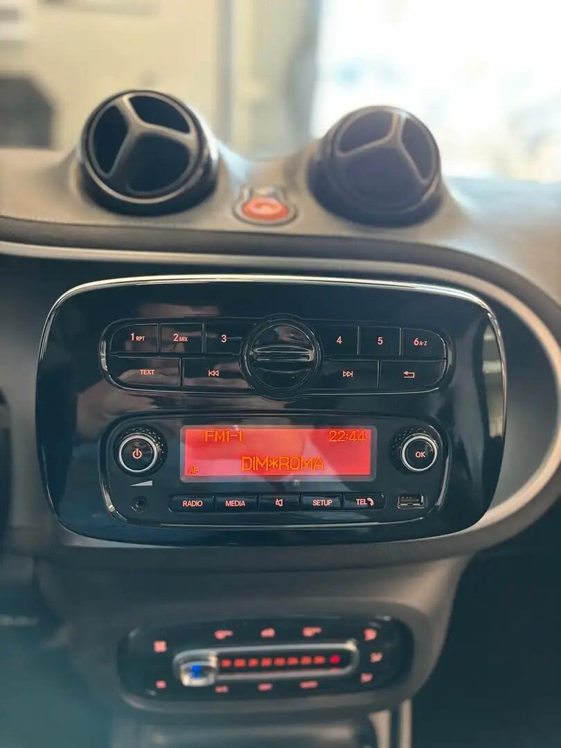 smart forTwo 0.9 t Brabus Xclusive 109Cv-Unipro-Promofinanziamento