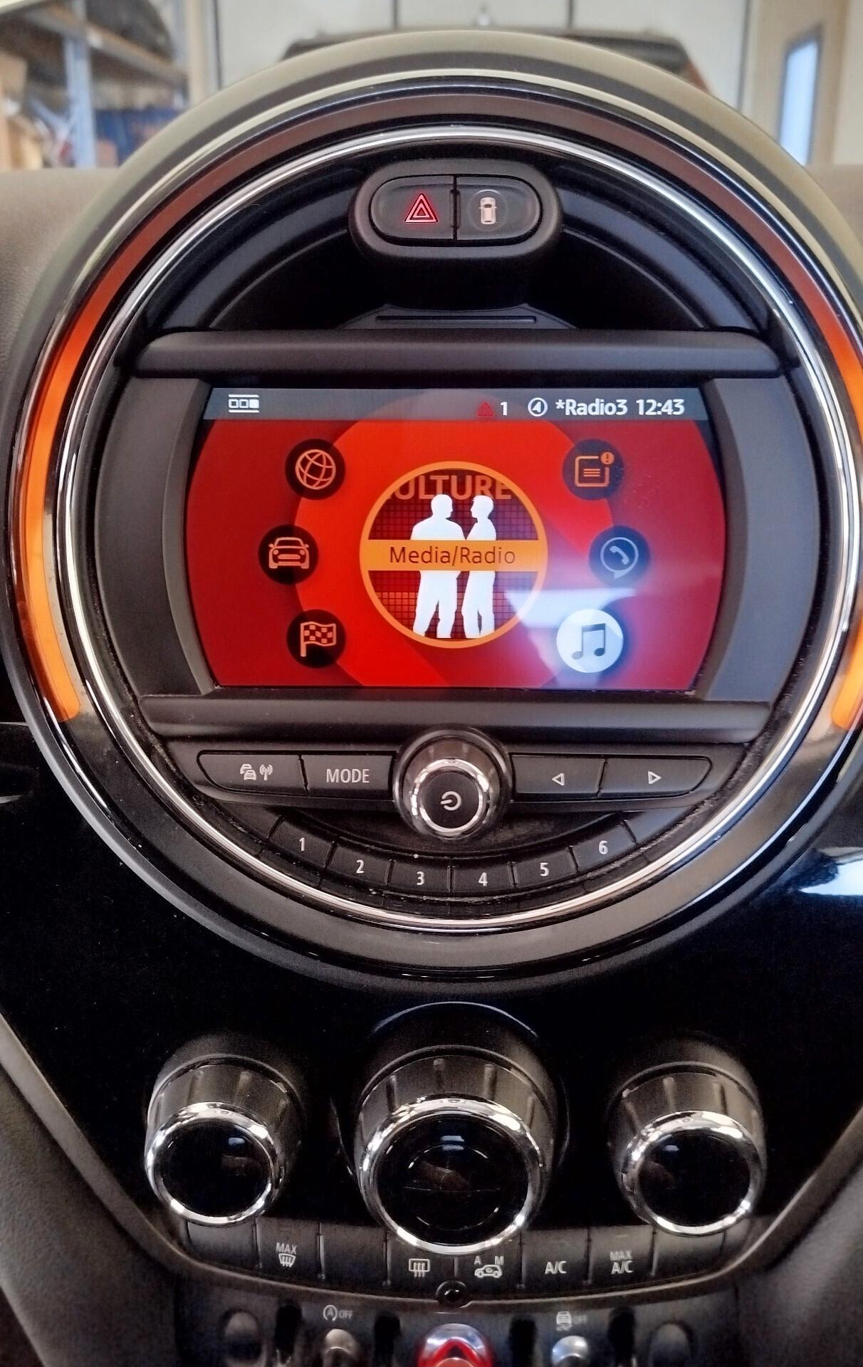 Mini Cooper D Countryman 2.0 Boost