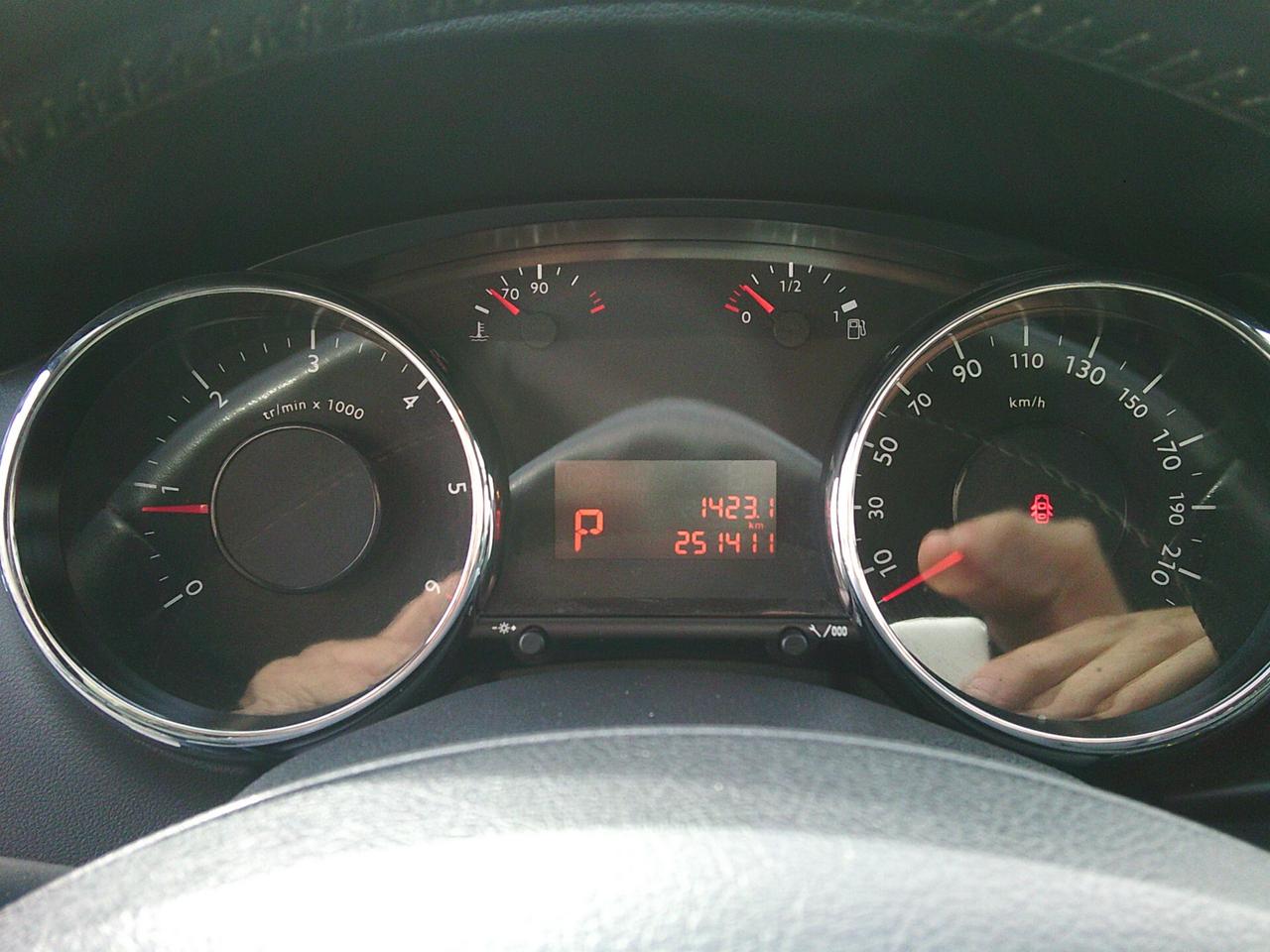 Peugeot 3008 2.0 HDi 163CV aut. Business