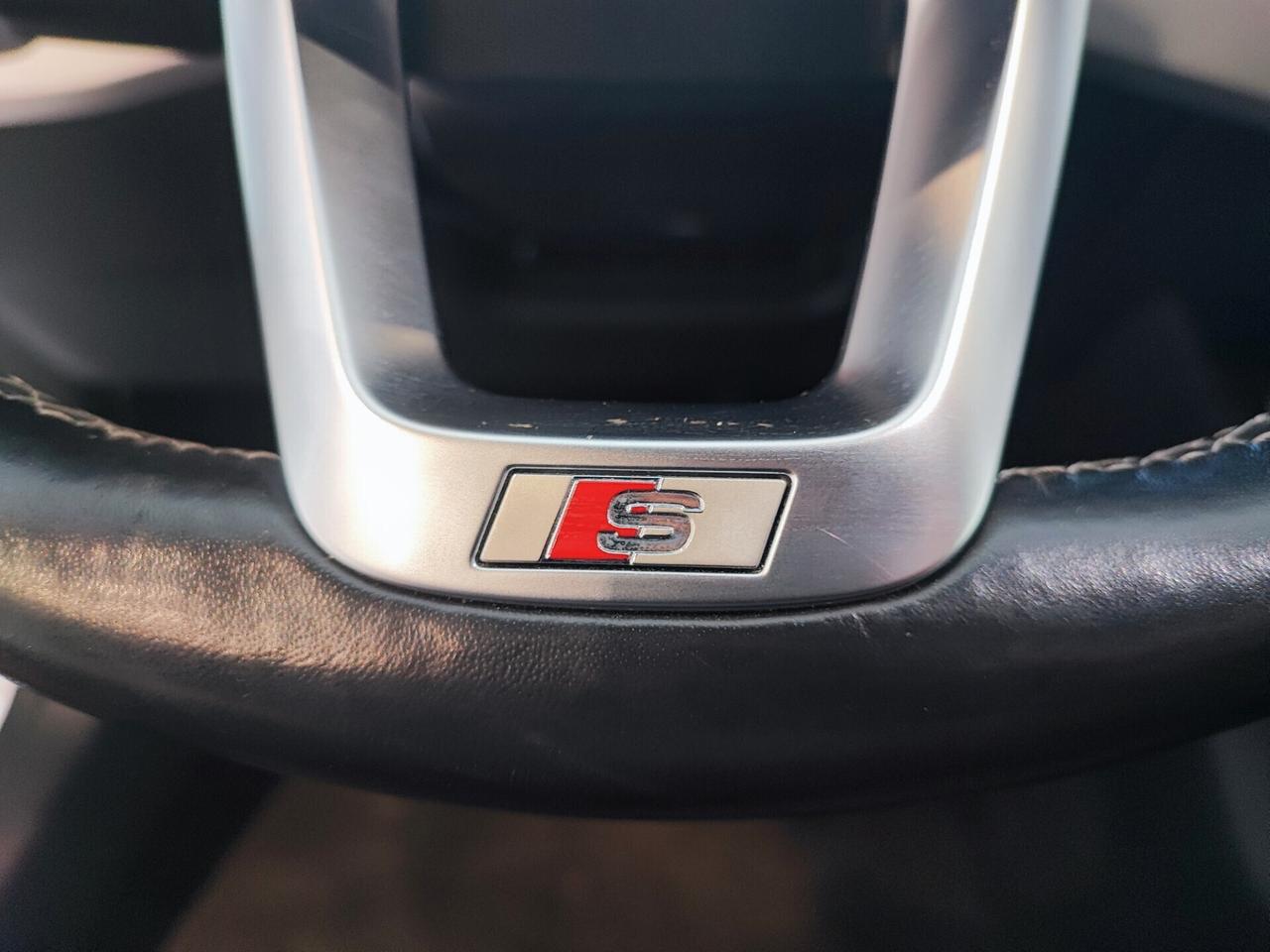 Audi A4 35 TDI S tronic line edition