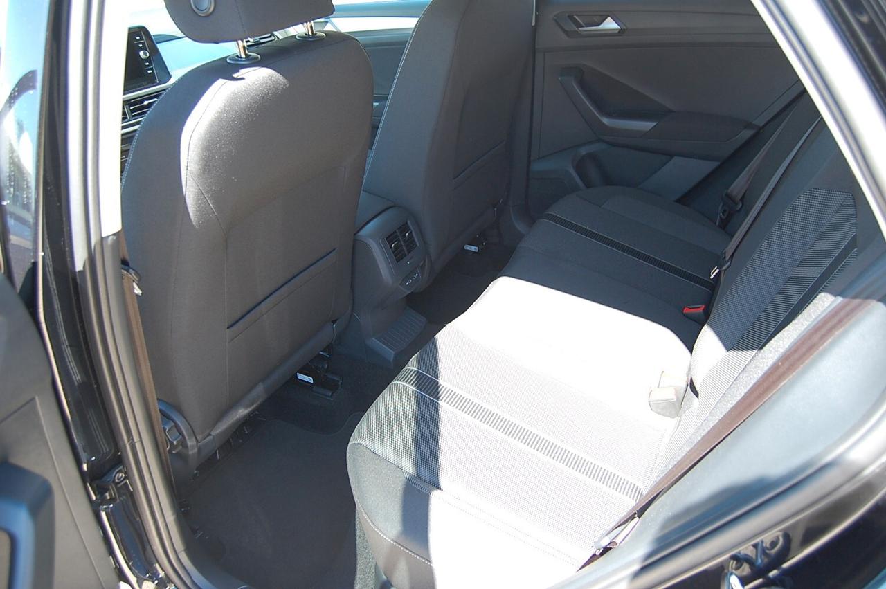 Volkswagen T-Roc 1.0 TSI Edition Plus