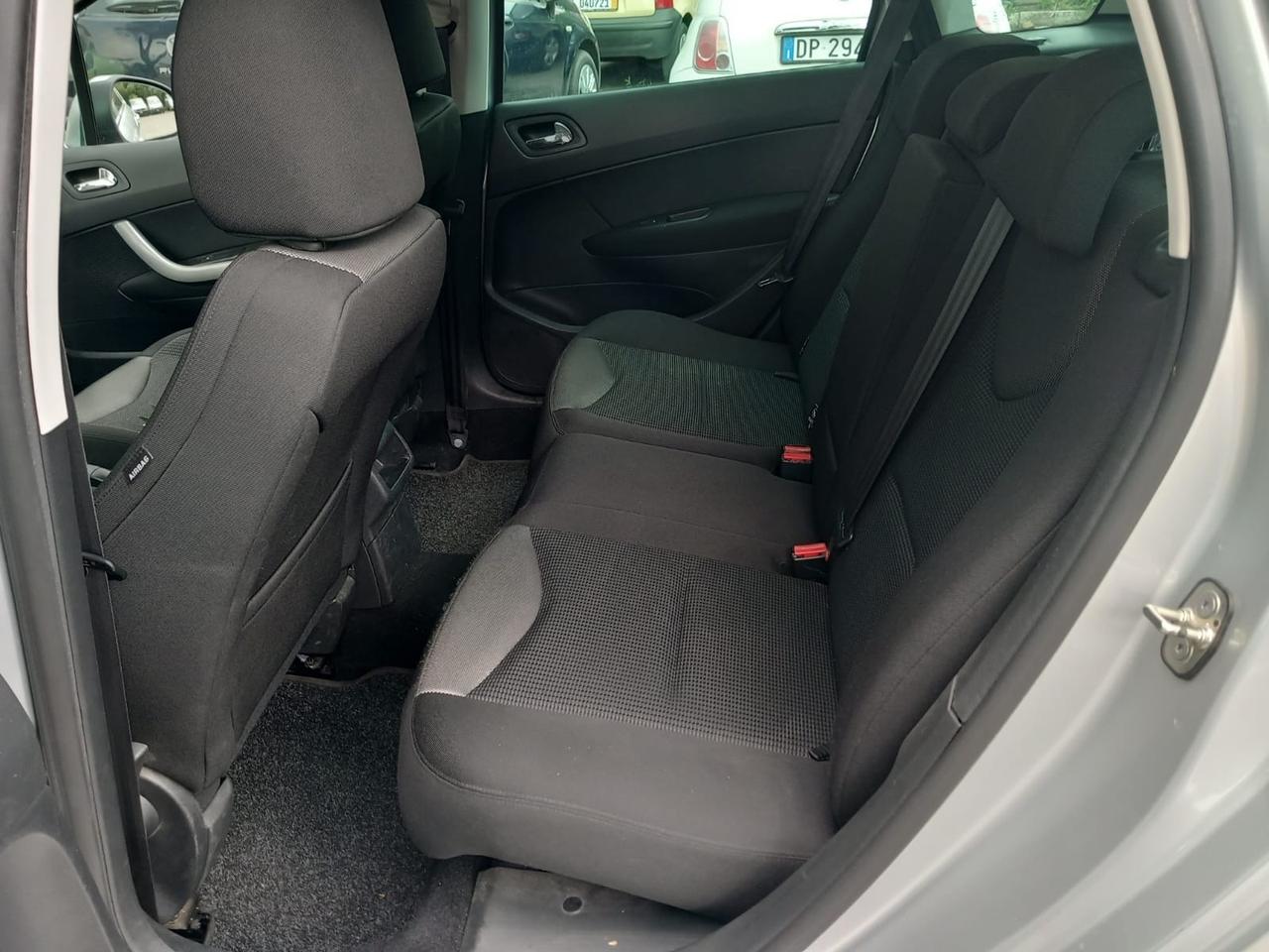 Peugeot 308 1.6 8V e-HDi 112CV Stop&Start SW Access