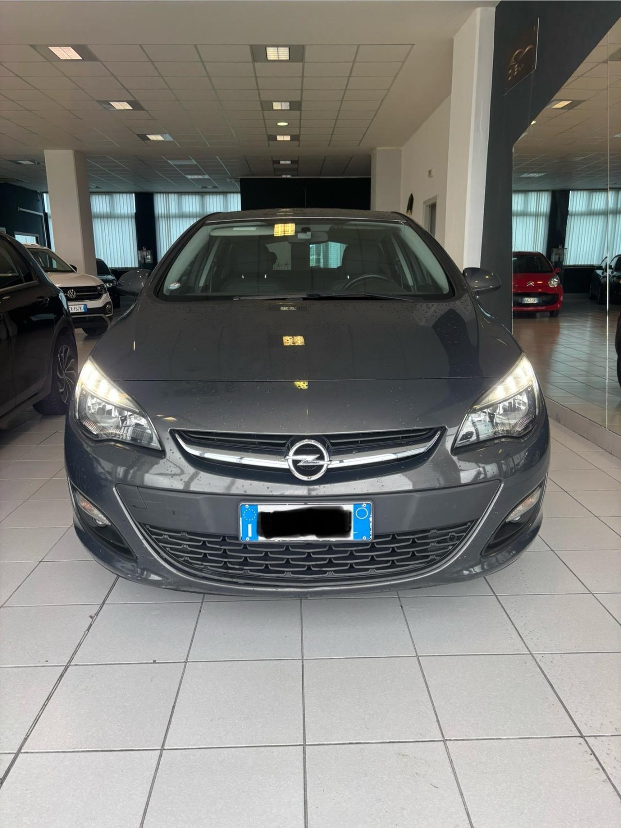 Opel Astra 1.7 CDTI 110CV 5 porte Cosmo