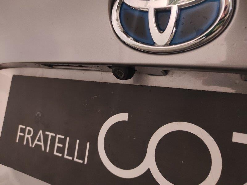 TOYOTA C-HR - C-HR 1.8 Hybrid E-CVT Business