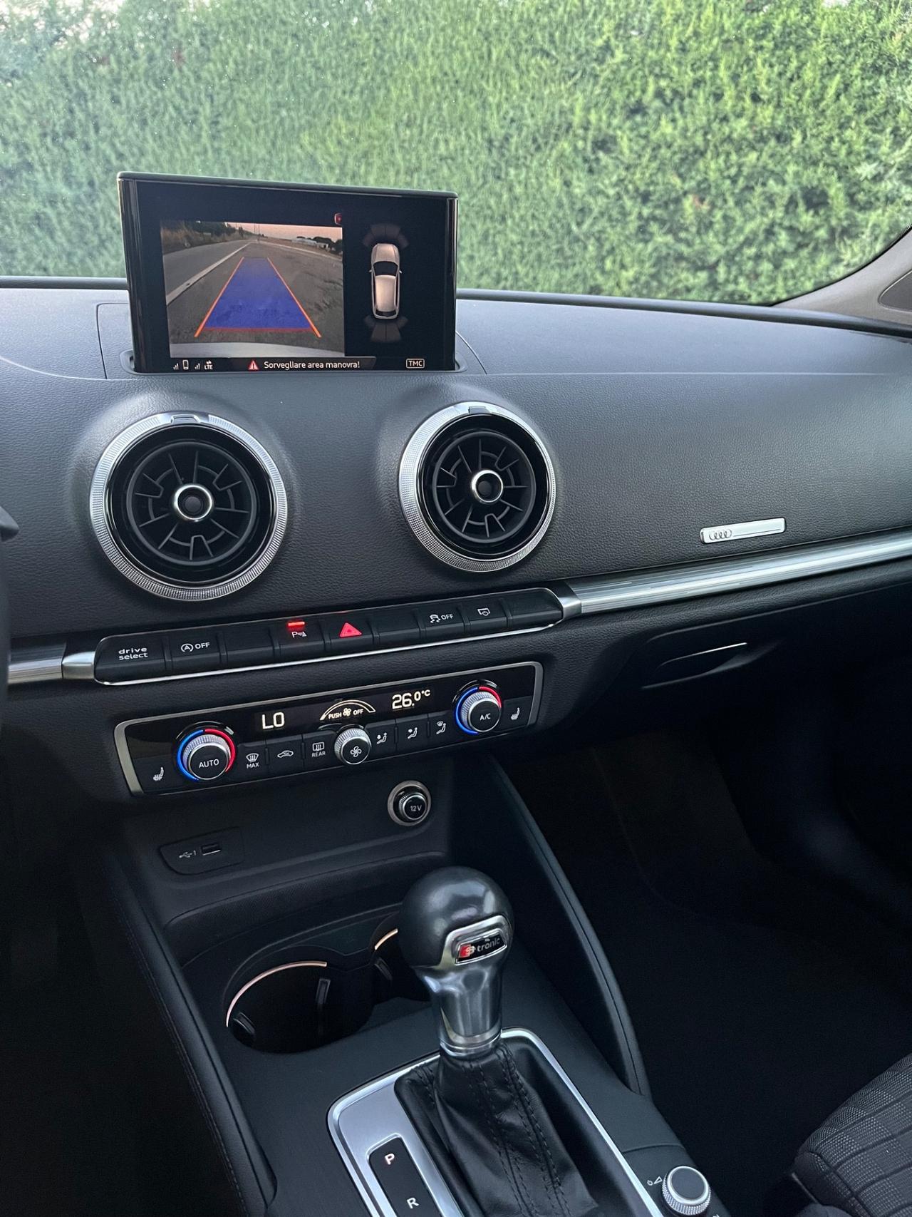 Audi A3 1.6 TDI 116 CV S tronic Design FULL TETTO PANORAMICO