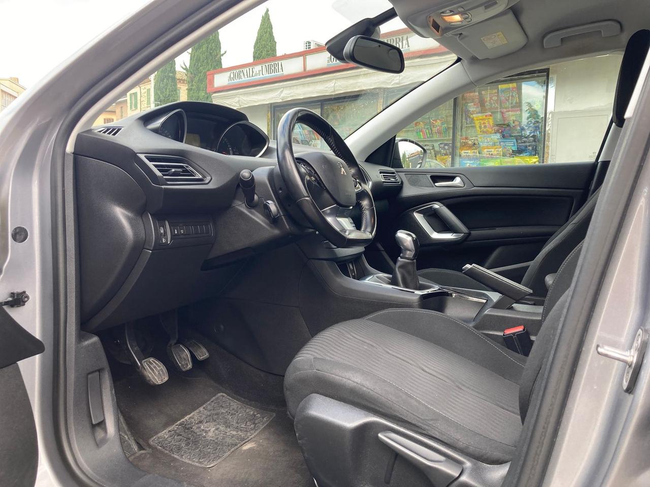 Peugeot 308 SW 1.6 Blue HDI 100 #7526