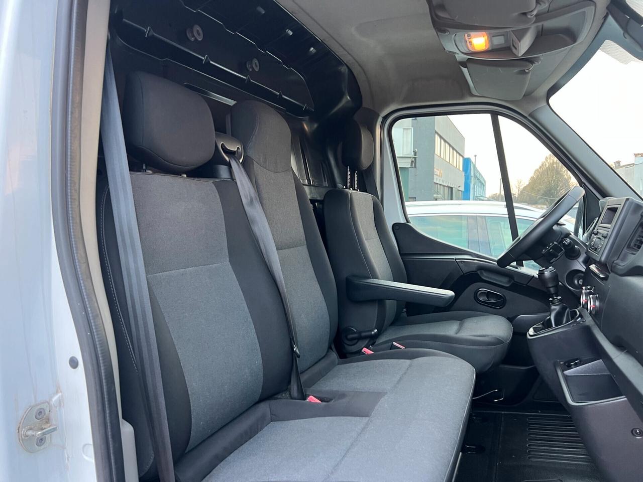 RENAULT MASTER 2.3 / UNICO PROPRIETARIO / 98.000 KM