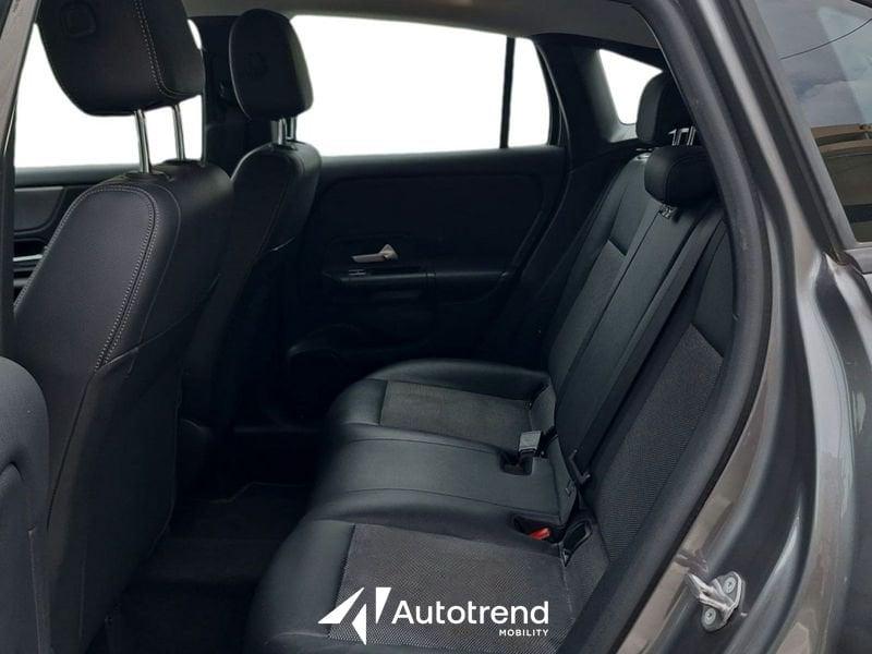 Mercedes-Benz GLA 200 d 150 CV Automatica NAVI LED Business Extra