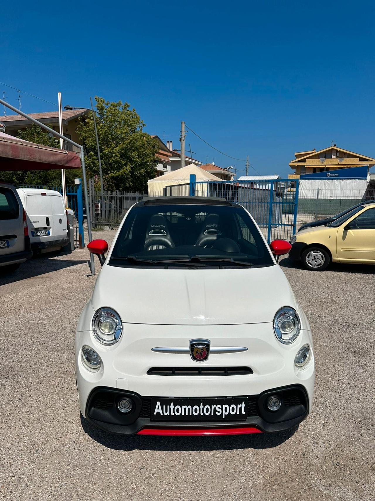 Abarth 500 C 1.4 Turbo T-Jet MTA