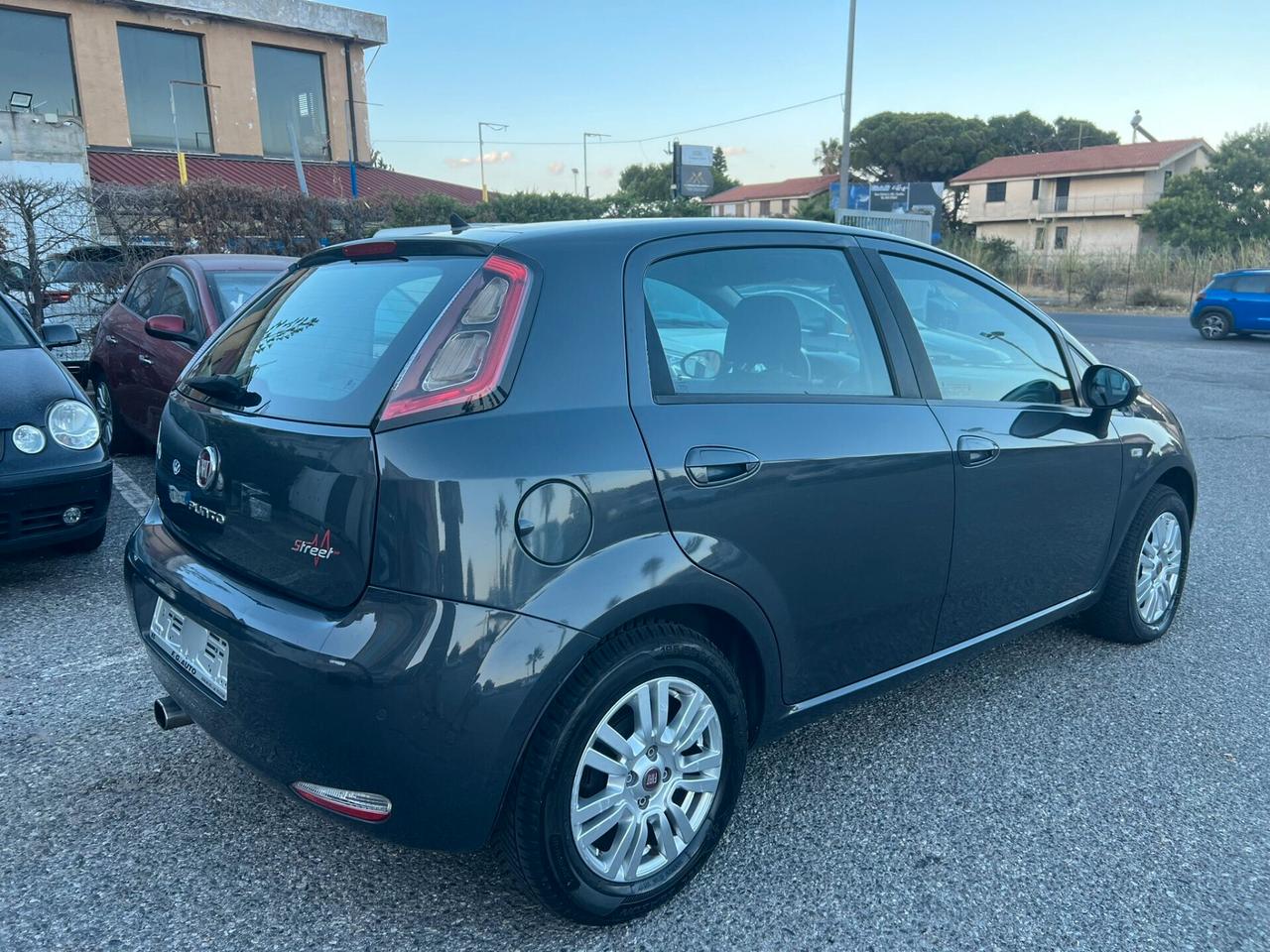 Fiat Punto 1.3 MJT II 75 CV 5 porte Lounge