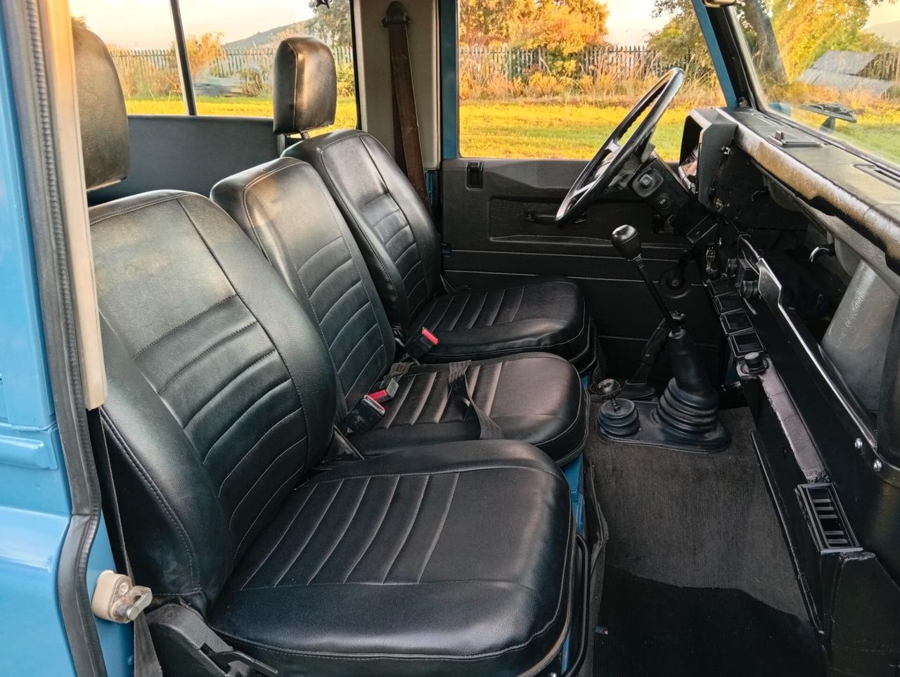 Land Rover Defender 90 diesel Hard-top