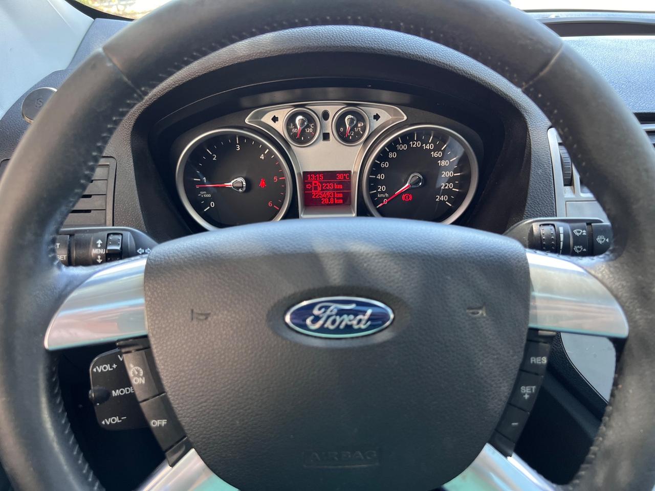 Ford Kuga 2.0 TDCi 136 CV 2WD Titanium DPF