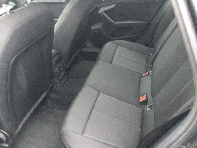 AUDI A3 SPB 30 g-tron S-tronic Business NAVI, VIRTUAL, LED