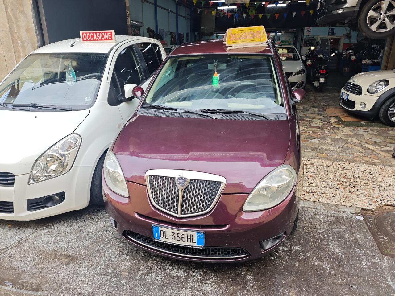 Lancia Ypsilon 1.3 MJT 90 CV Platino