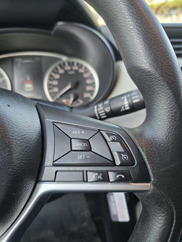 Nissan Micra 1.0L Visia+