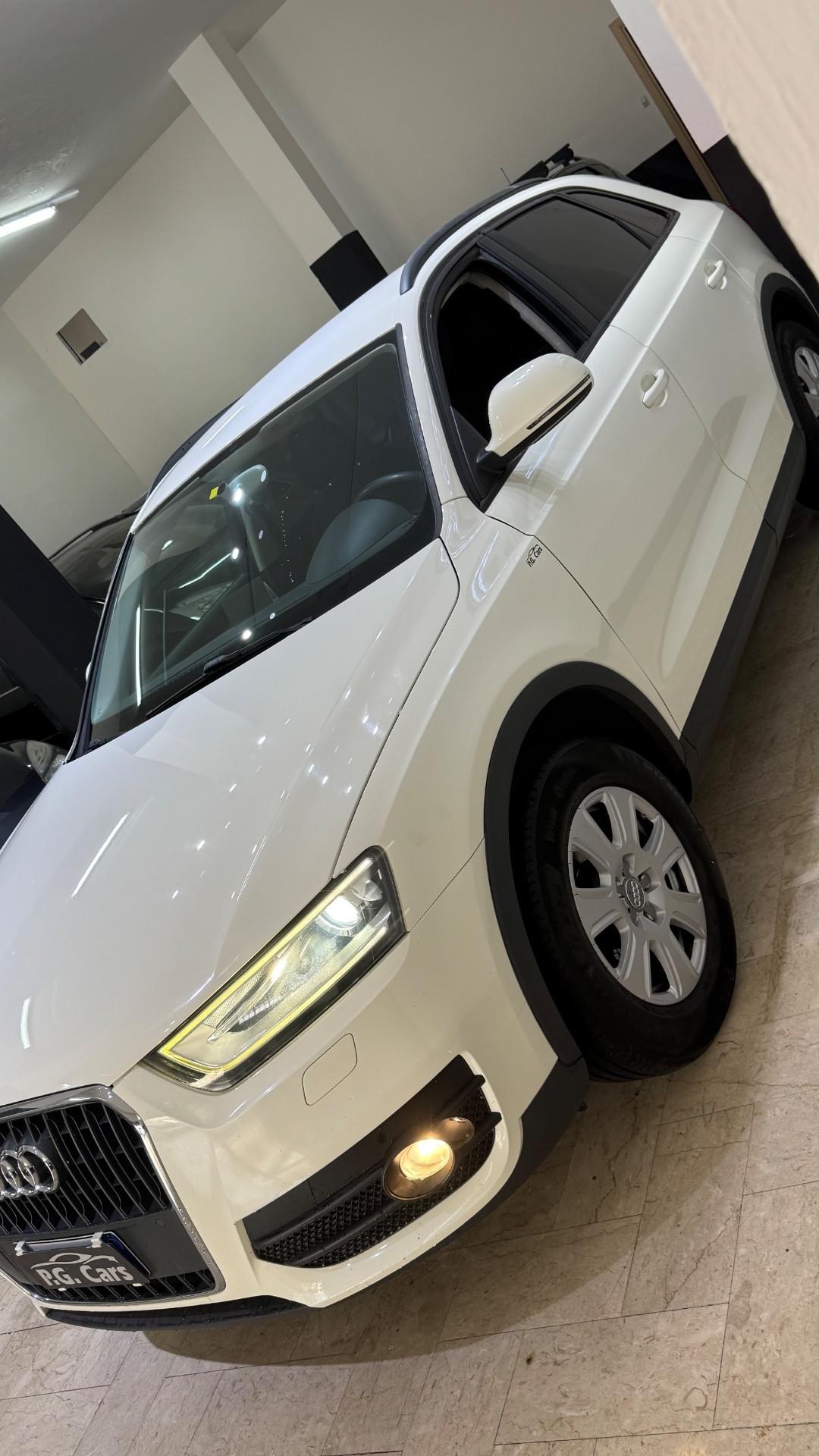 Audi Q3 2.0 TDI GANCIO TRAINO