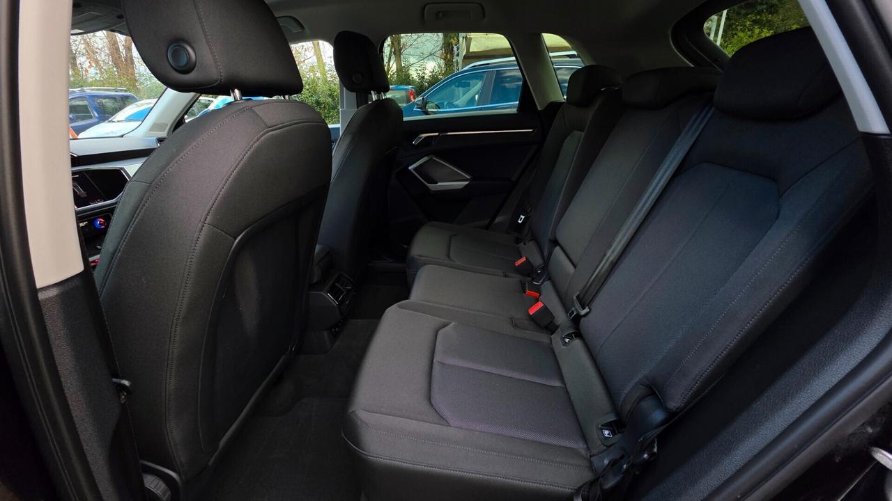 Audi Q3 35 TDI quattro