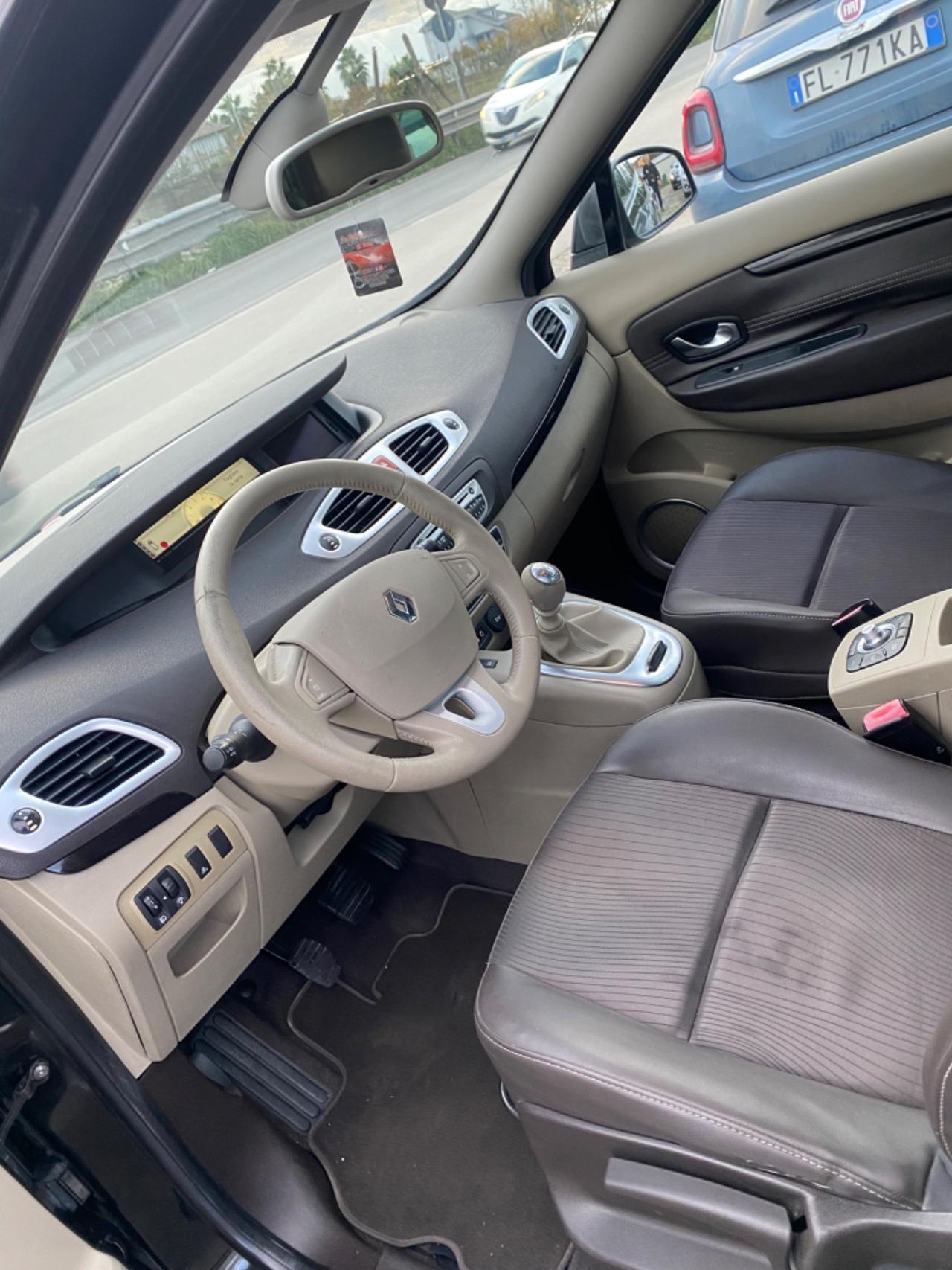 Renault Scenic Scénic 1.5 dCi 110CV Confort