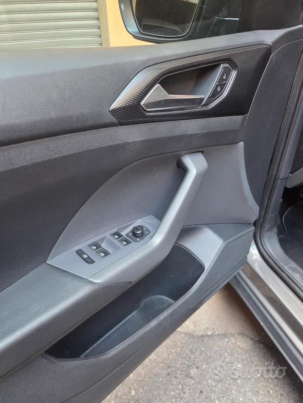Volkswagen T-Cross Style