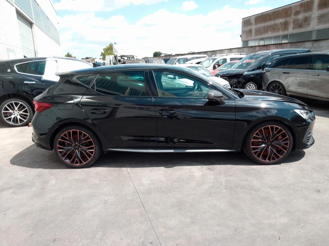 Cupra Leon 2.0 TSI 300 CV DSG VZ