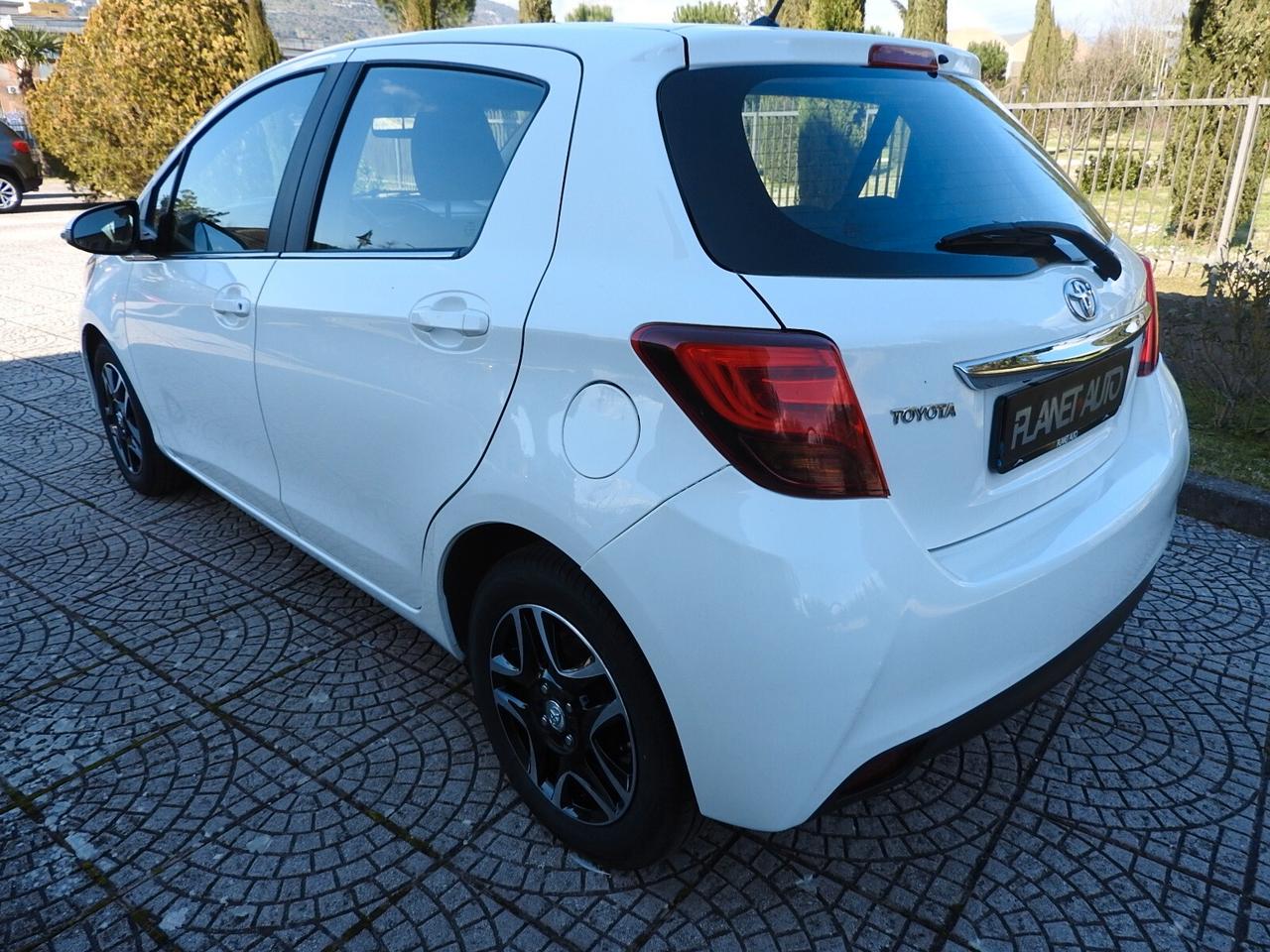 Toyota Yaris 1.0 5 porte Lounge NEOP.