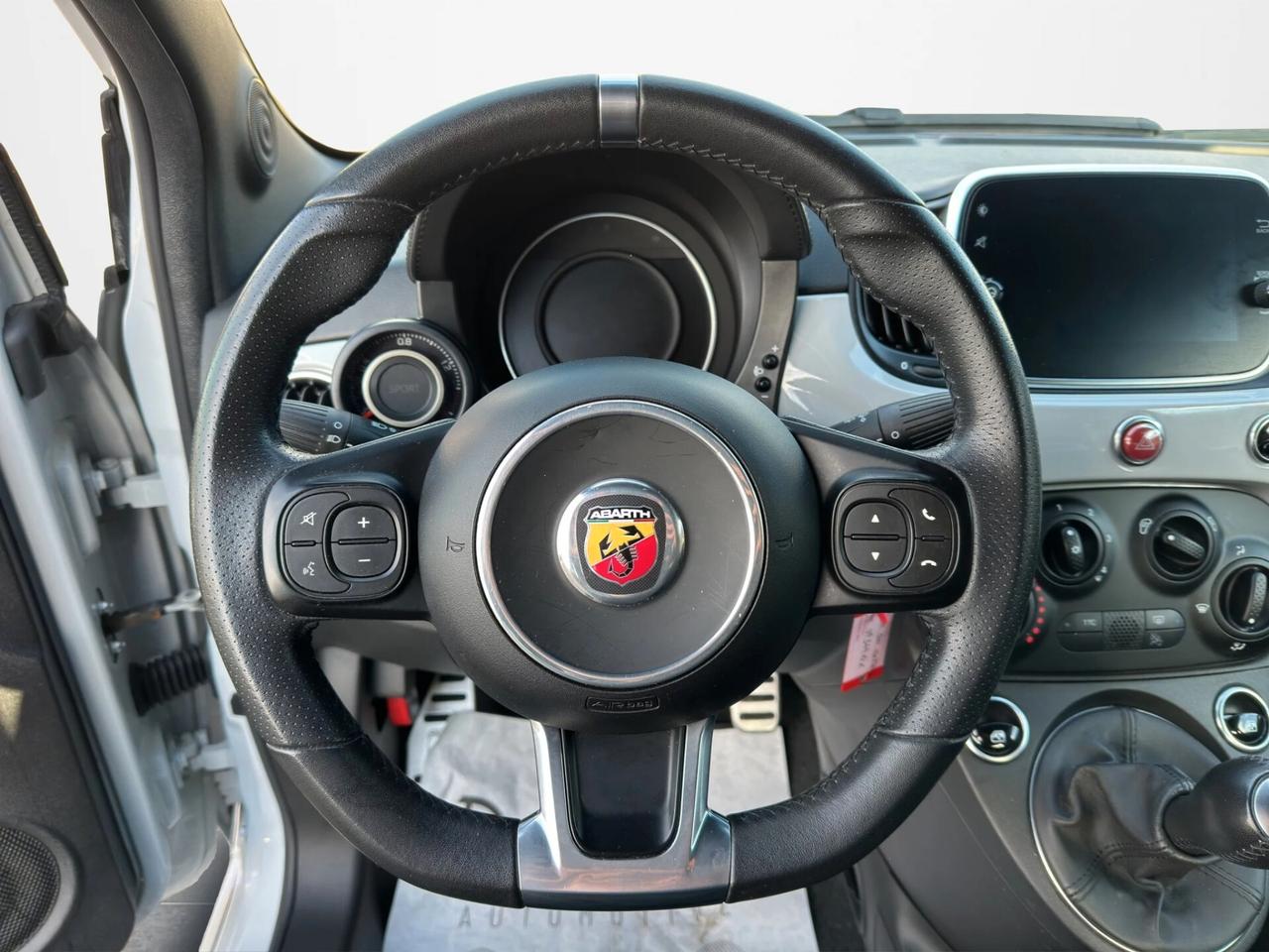 Abarth 595 1.4 Turbo T-Jet 145 CV