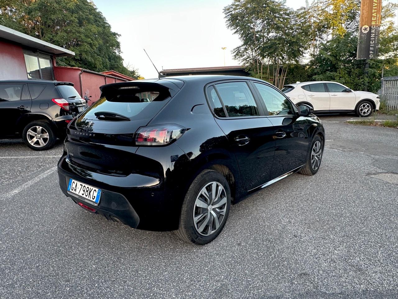 Peugeot 208 PureTech 75 Stop&Start 5 porte Active APPLE CAR PLAY RESTYLING PERMUTE GARANZIA RATE