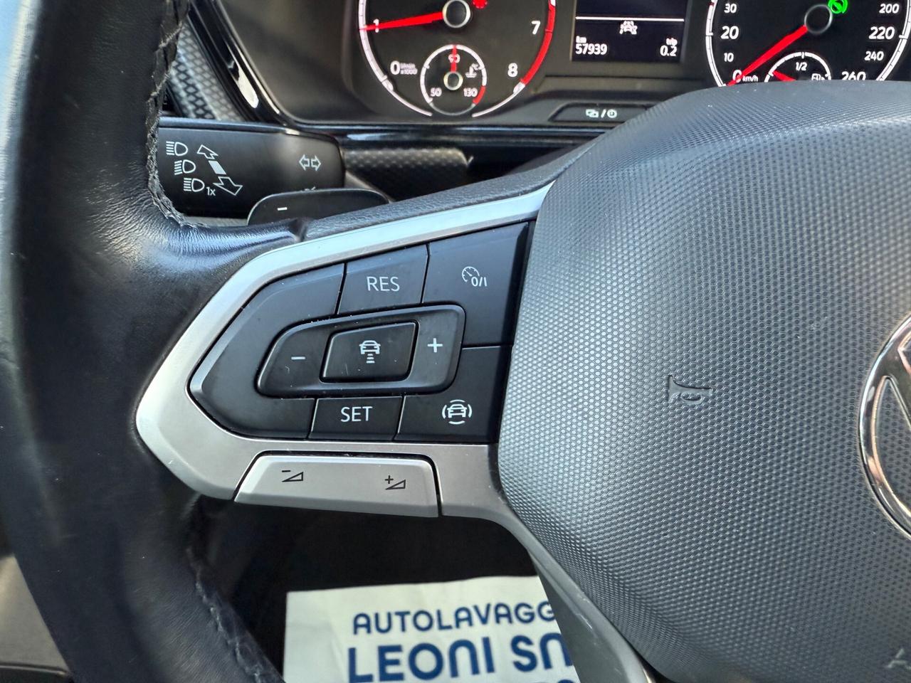 T-Cross 1.0 TSI 110 CV DSG Live