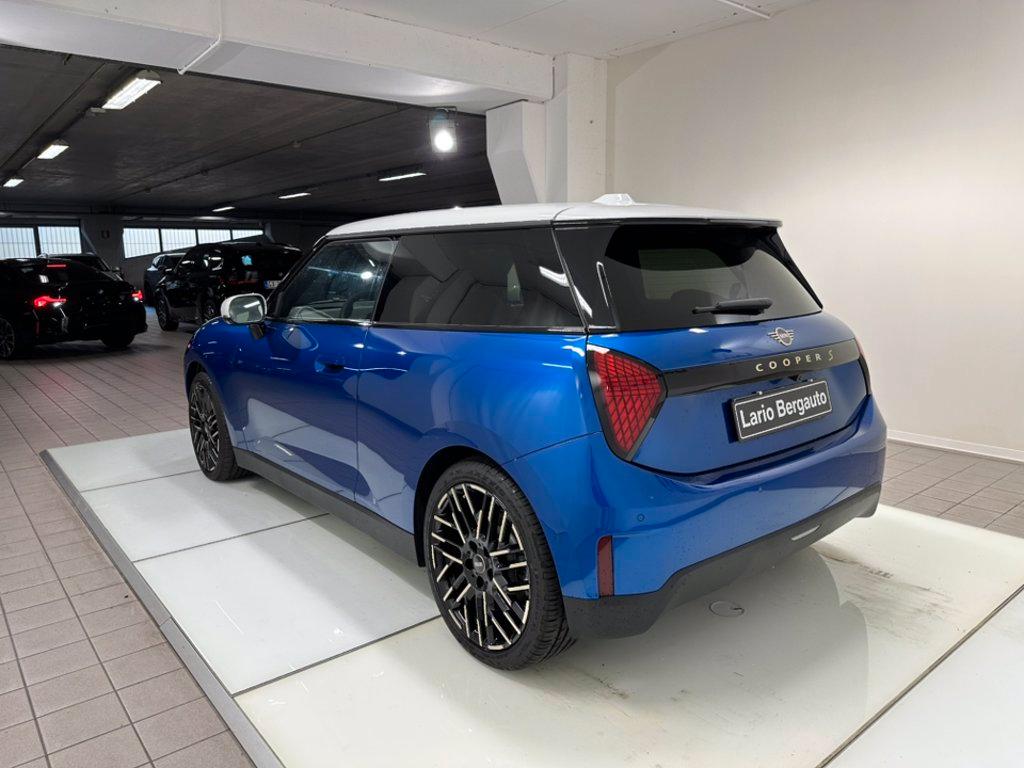 MINI Mini Cooper SE Favoured del 2024